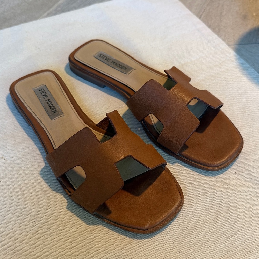 STEVE MADDEN “H” Slide Sandals in Cognac Brown Leather sz 7 - Picture 3 of 6